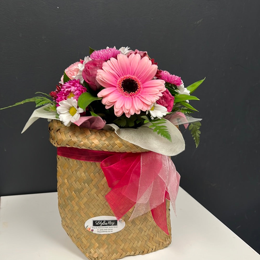 Flax bag special arrangement in Pastle range