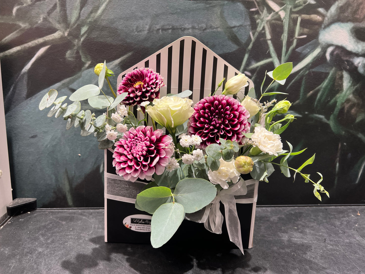 Envelop Box Flower Arrangement