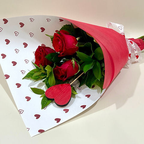 Pretty 3 Rose bunch