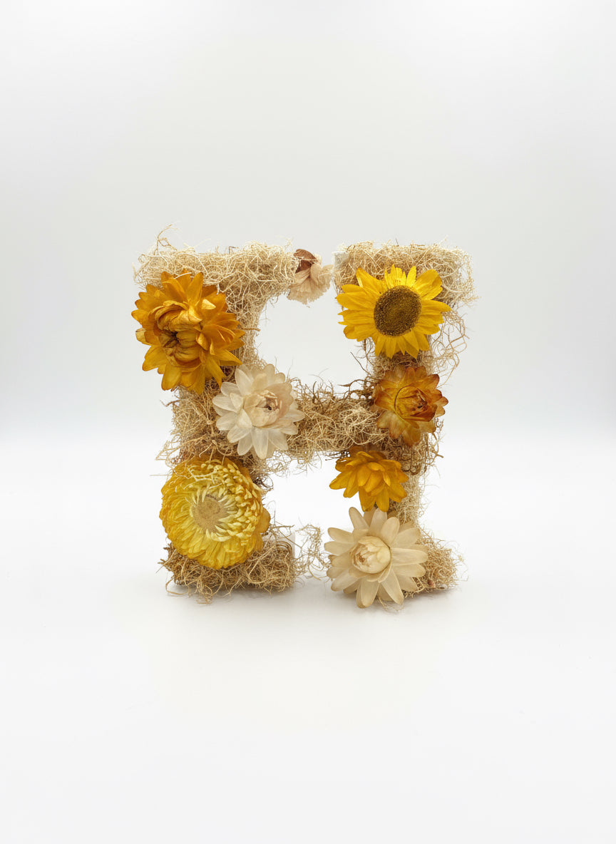 Handcrafted Dried Flower H Letter Arrangement – 10 cm